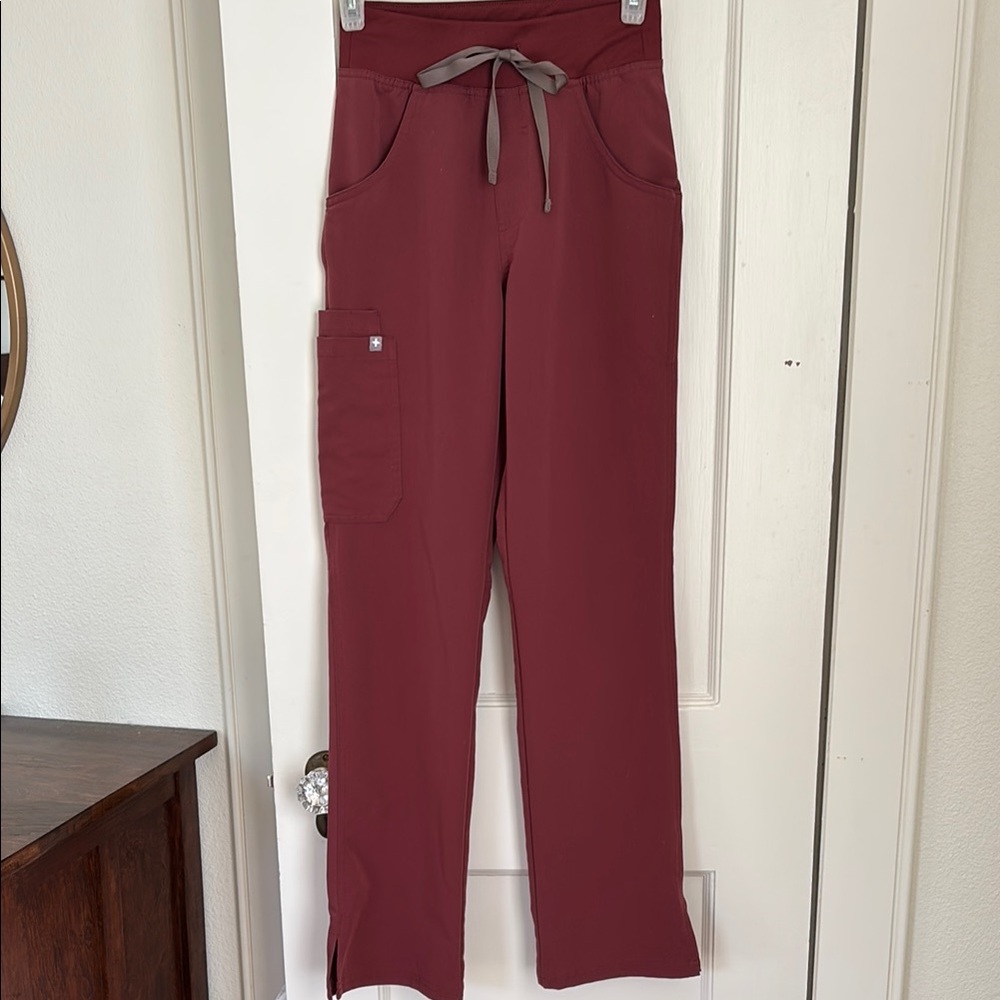 Women's FIGS scrub pants XXS